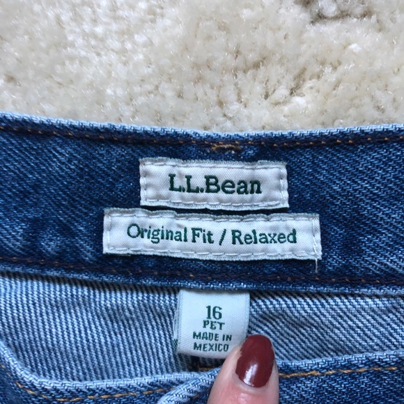*VINTAGE* LL Bean Mom Jeans - Picture 4 of 4